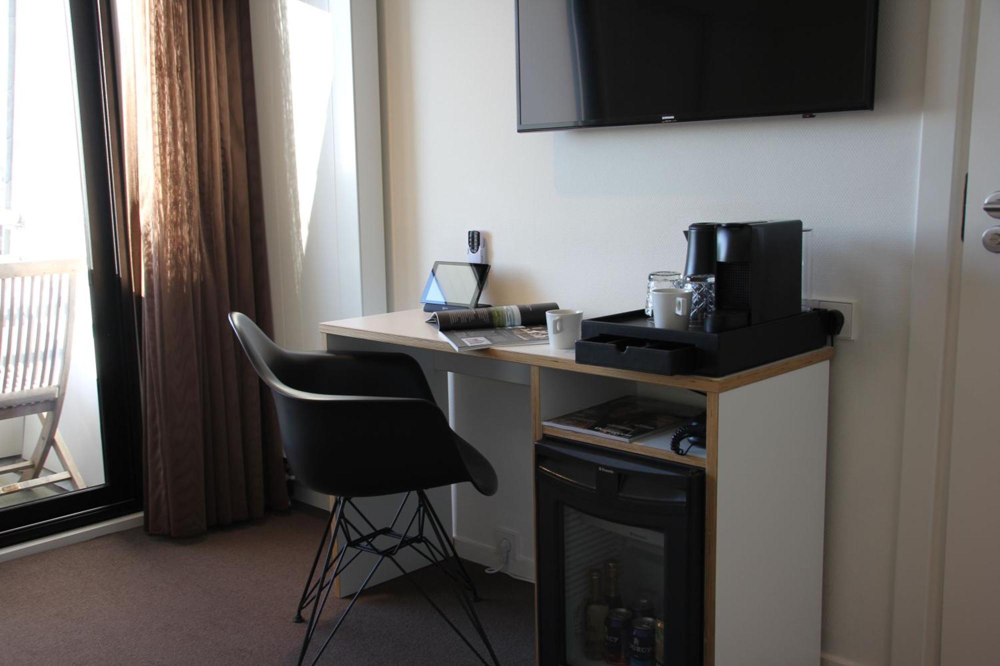 Hotel Hogerhuys - Adults Only Noordwijk Bagian luar foto
